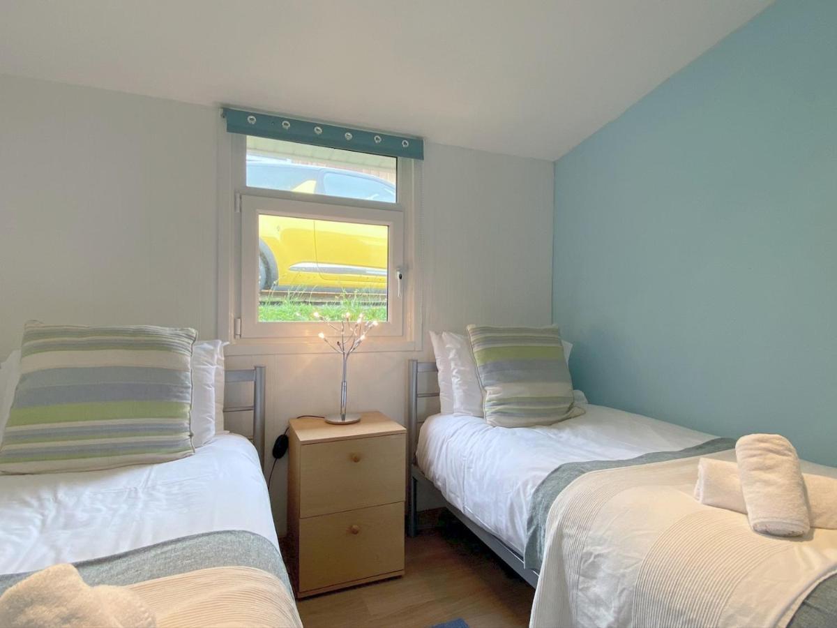 Pass The Keys Gower Beach Staycation Caswell Bay - Sleeps 4 Swansea Exterior foto